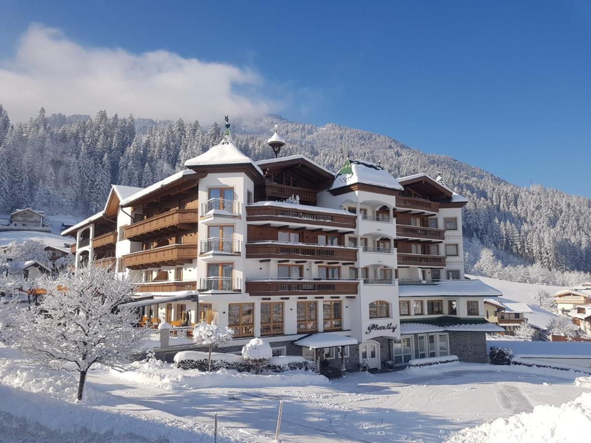 Platzlhof - Mein Hotel Im Zillertal 齐勒河谷的里德 外观 照片