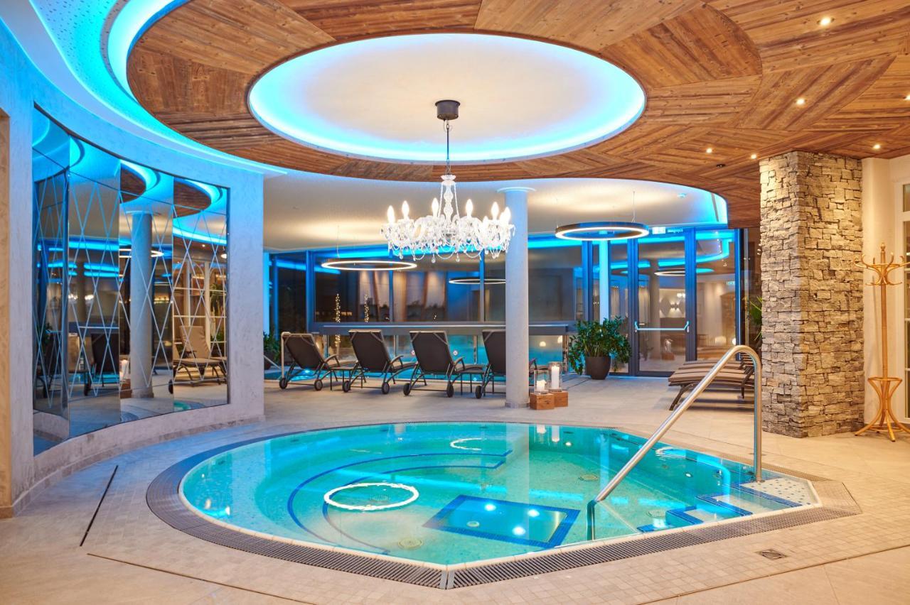 Platzlhof - Mein Hotel Im Zillertal 齐勒河谷的里德 外观 照片