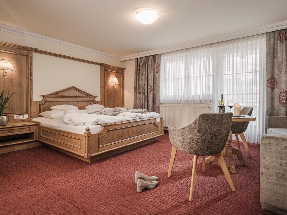 Platzlhof - Mein Hotel Im Zillertal 齐勒河谷的里德 外观 照片