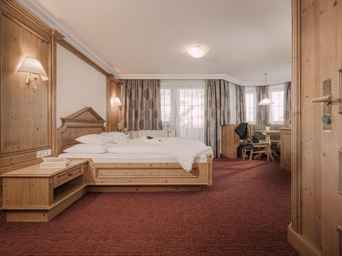 Platzlhof - Mein Hotel Im Zillertal 齐勒河谷的里德 外观 照片