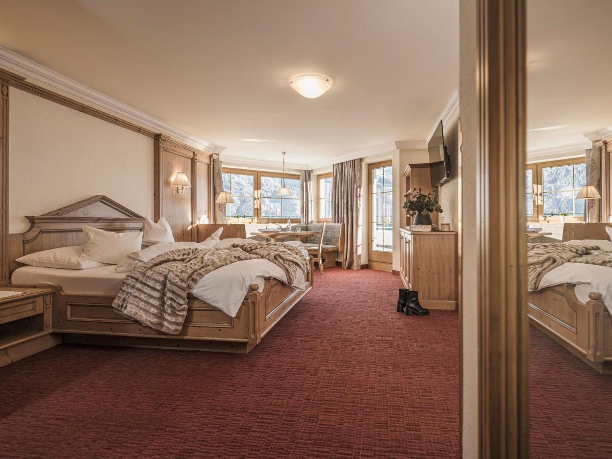 Platzlhof - Mein Hotel Im Zillertal 齐勒河谷的里德 外观 照片