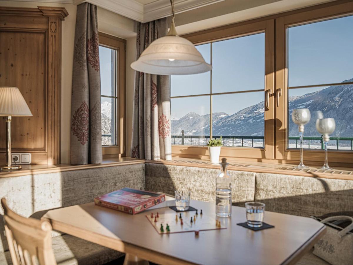Platzlhof - Mein Hotel Im Zillertal 齐勒河谷的里德 外观 照片