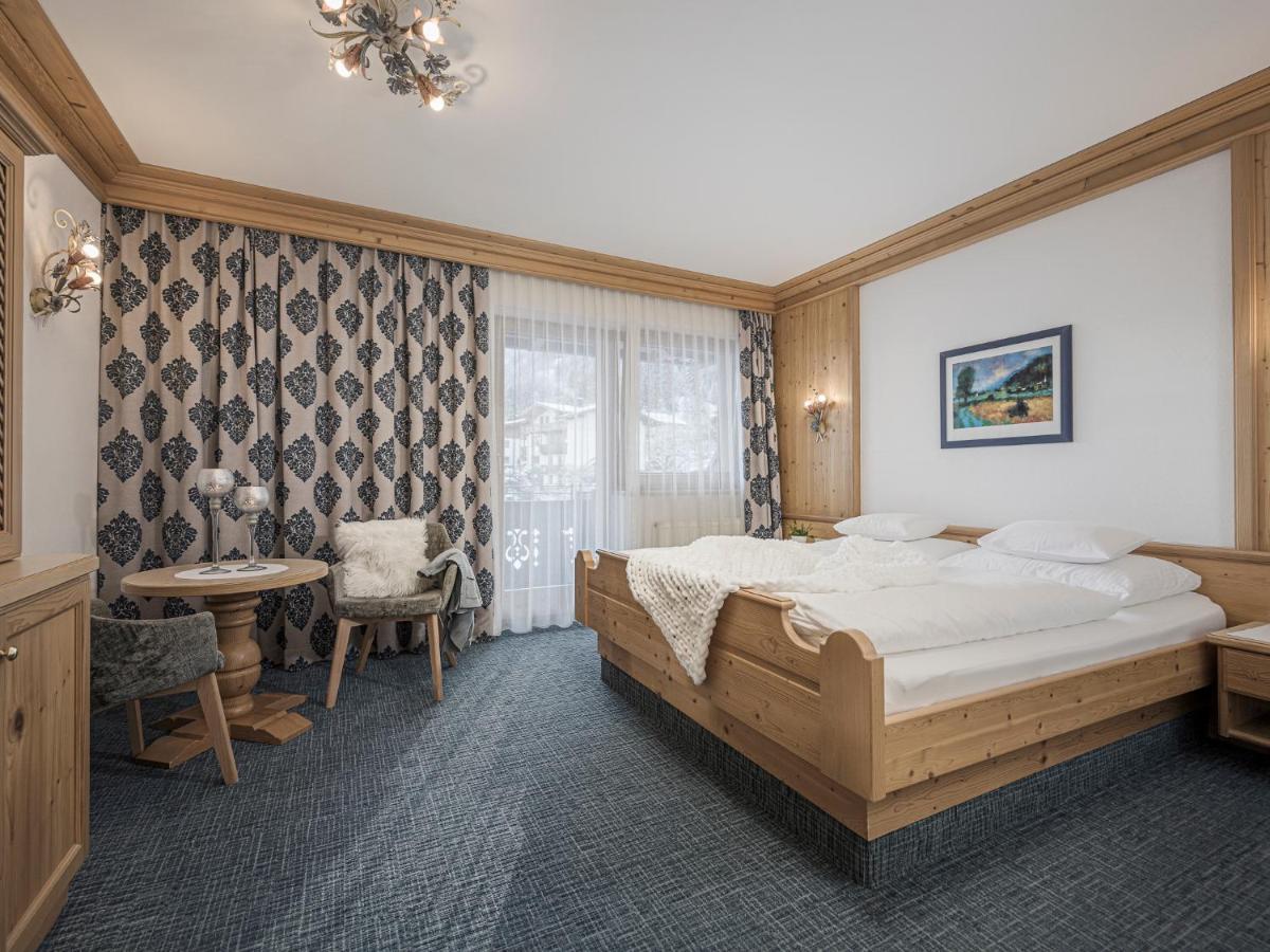Platzlhof - Mein Hotel Im Zillertal 齐勒河谷的里德 外观 照片