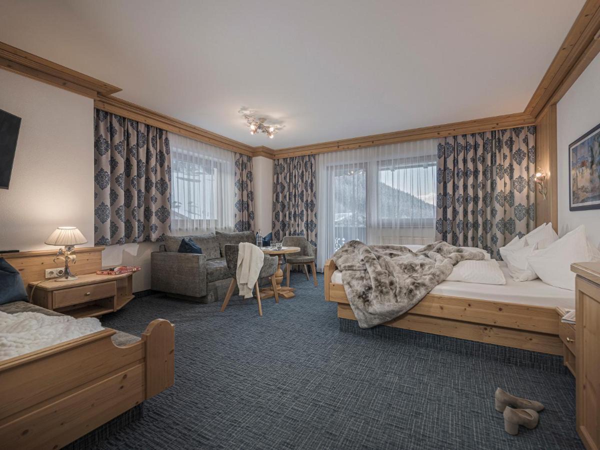 Platzlhof - Mein Hotel Im Zillertal 齐勒河谷的里德 外观 照片