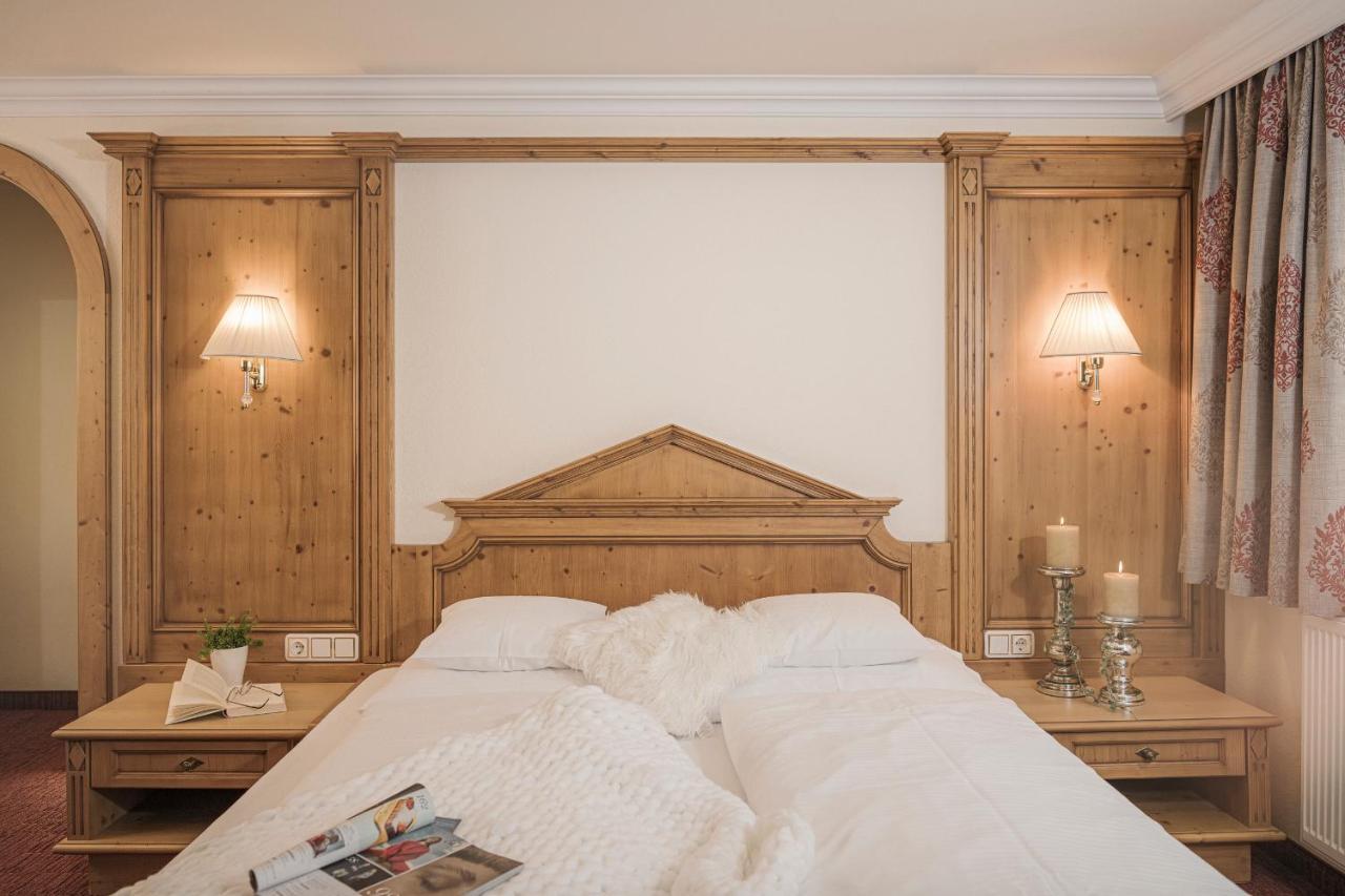 Platzlhof - Mein Hotel Im Zillertal 齐勒河谷的里德 外观 照片
