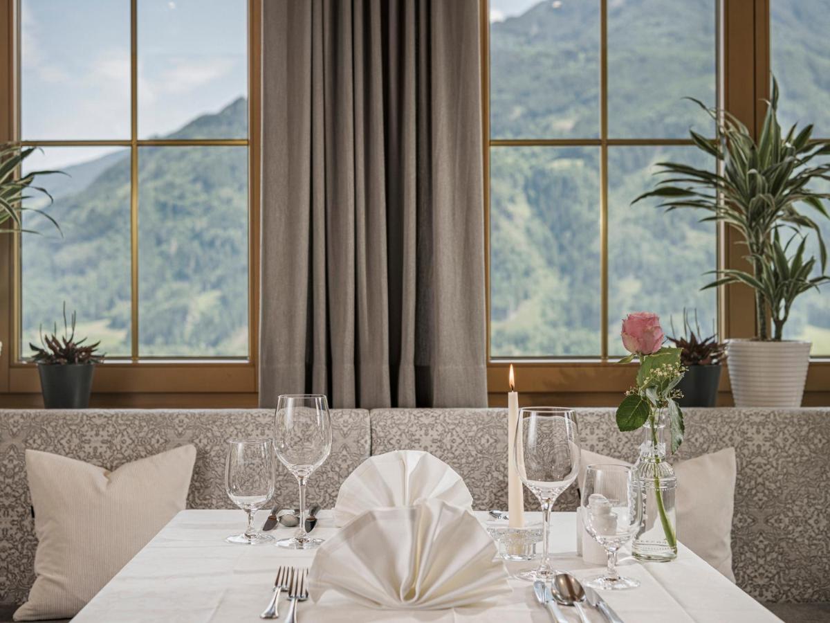Platzlhof - Mein Hotel Im Zillertal 齐勒河谷的里德 外观 照片