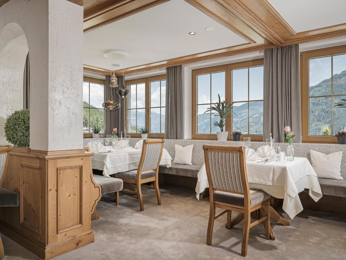 Platzlhof - Mein Hotel Im Zillertal 齐勒河谷的里德 外观 照片
