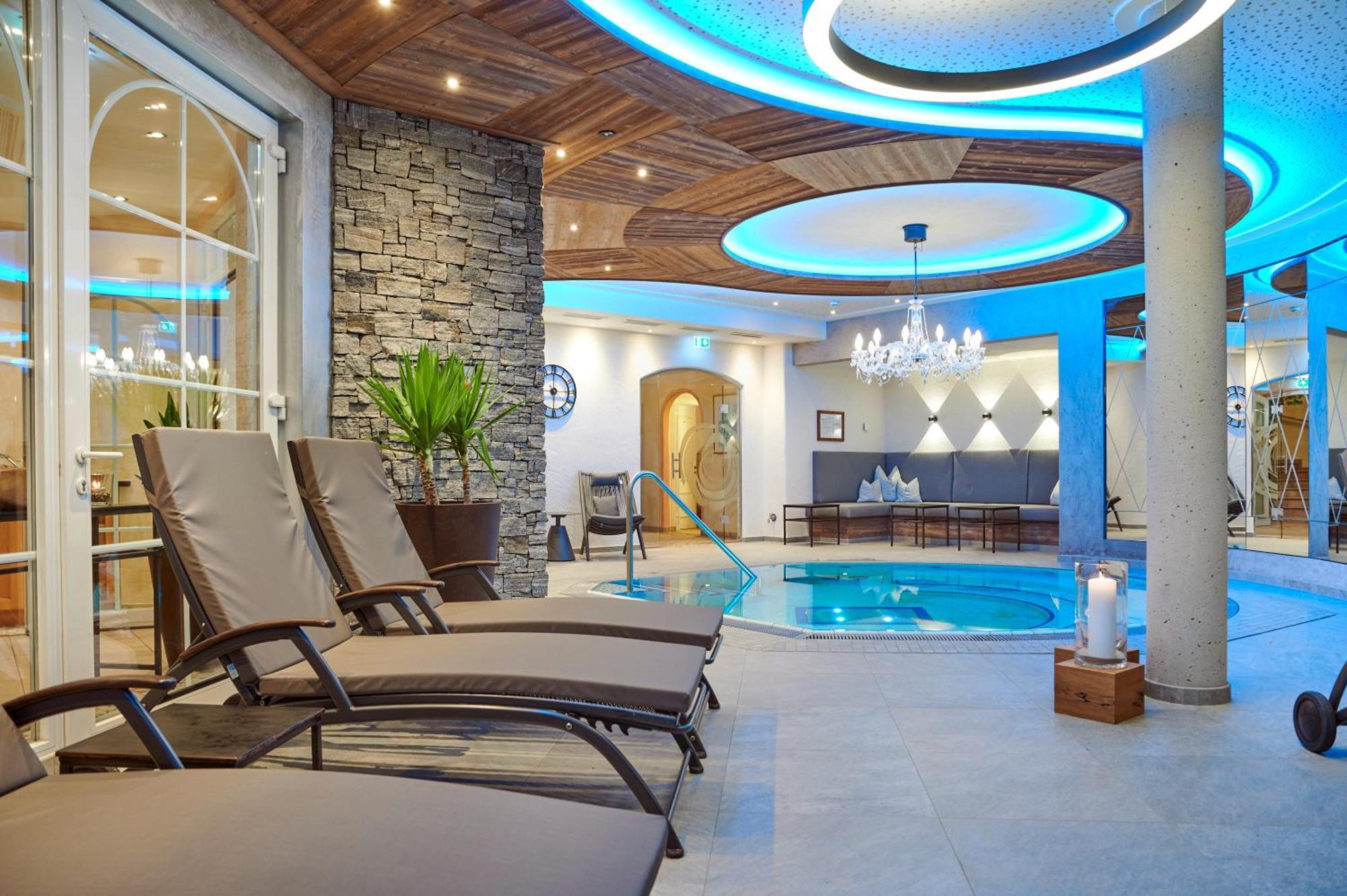 Platzlhof - Mein Hotel Im Zillertal 齐勒河谷的里德 外观 照片