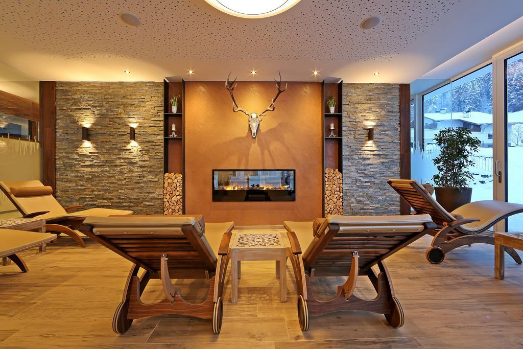 Platzlhof - Mein Hotel Im Zillertal 齐勒河谷的里德 外观 照片